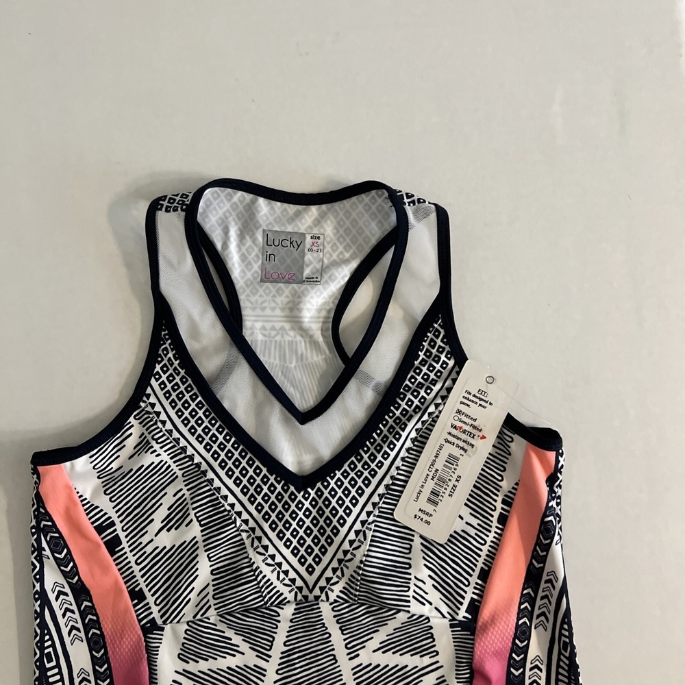 Lucky in Love Fitted‎ Vaportex Women's XS (0-2) Tennis Tank Top $74 - Picture 2 of 4